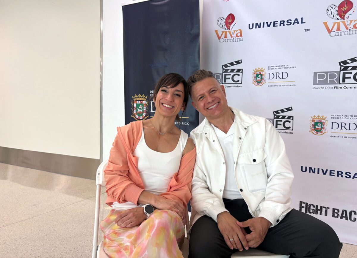 La karateka española Sandra Sánchez (i) y su esposo y entrenador, Jesús del Moral (d), posando en Carolina, Puerto Rico, con motivo de la participación de la campeona olímpica en la película puertorriqueña'Fight Back'. EFE/ Esther Alaejos