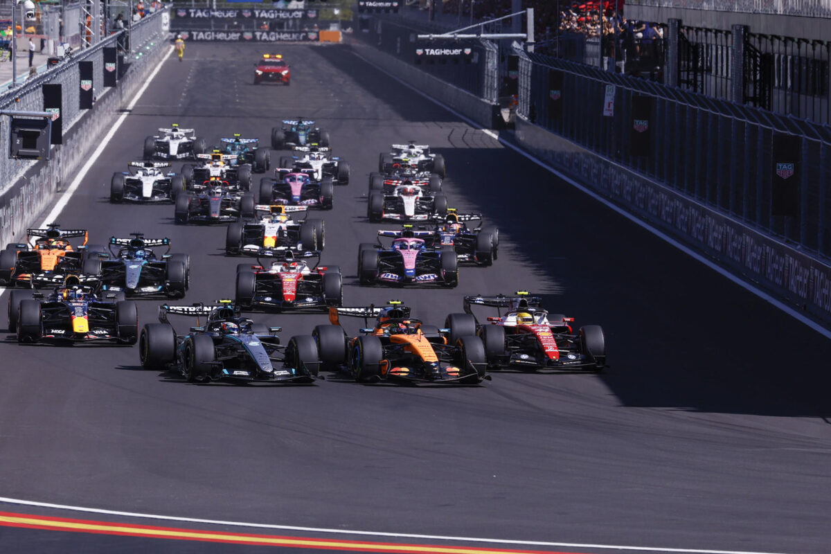 Varios pilotos participan este domingo en el Gran Premio de España de Fórmula Uno en el nuevo circuito de Madring en Madrid. EFE/ Aitor Martin