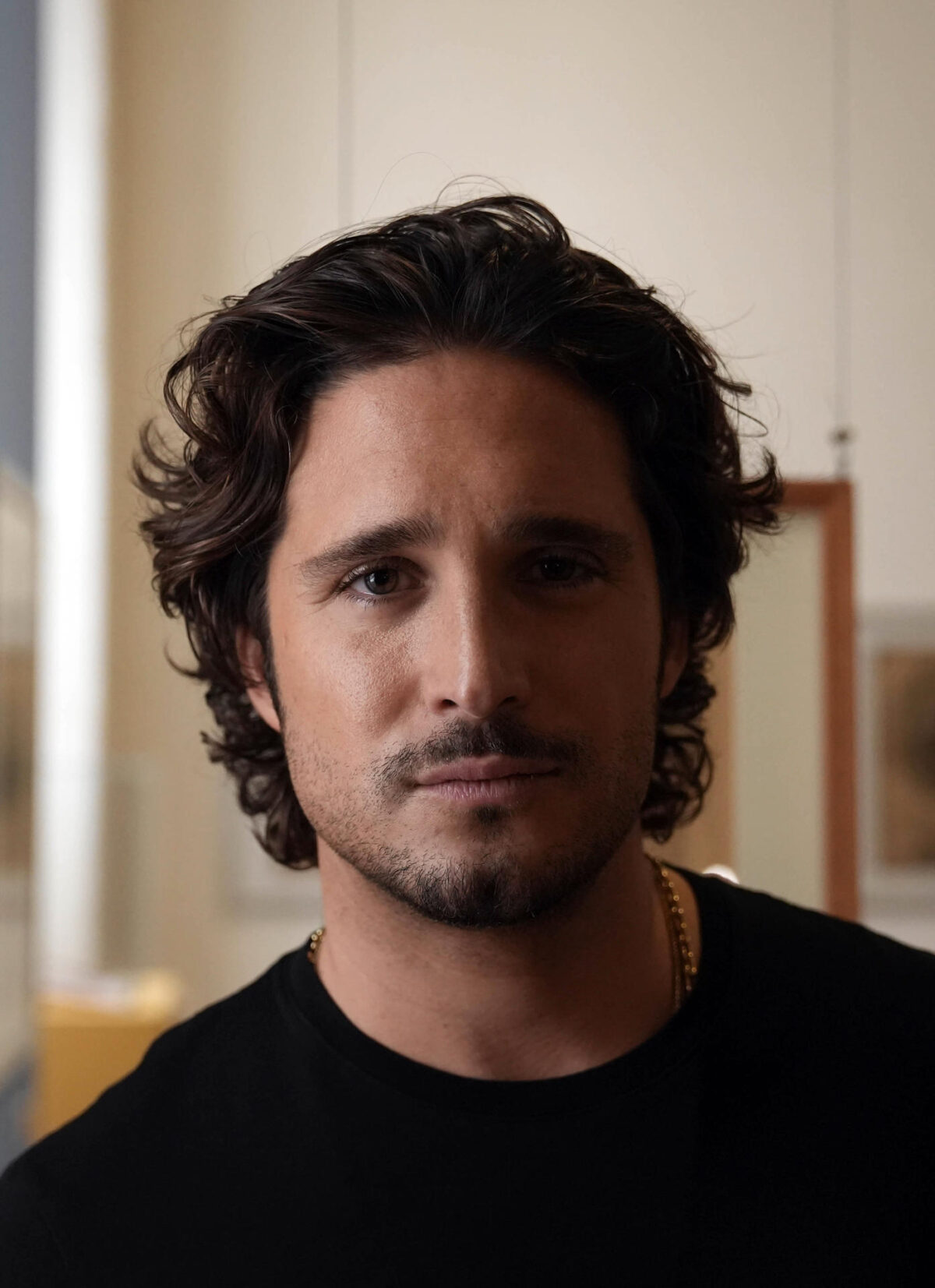 Fotografía del 18 de octubre de 2026 del actor mexicano Diego Boneta posando durante una entrevista con EFE, en Morelia (México). EFE/ Iván Villanueva